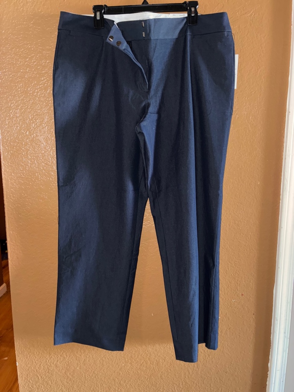 Liz Claiborne Navy Blue Straight Leg Pants